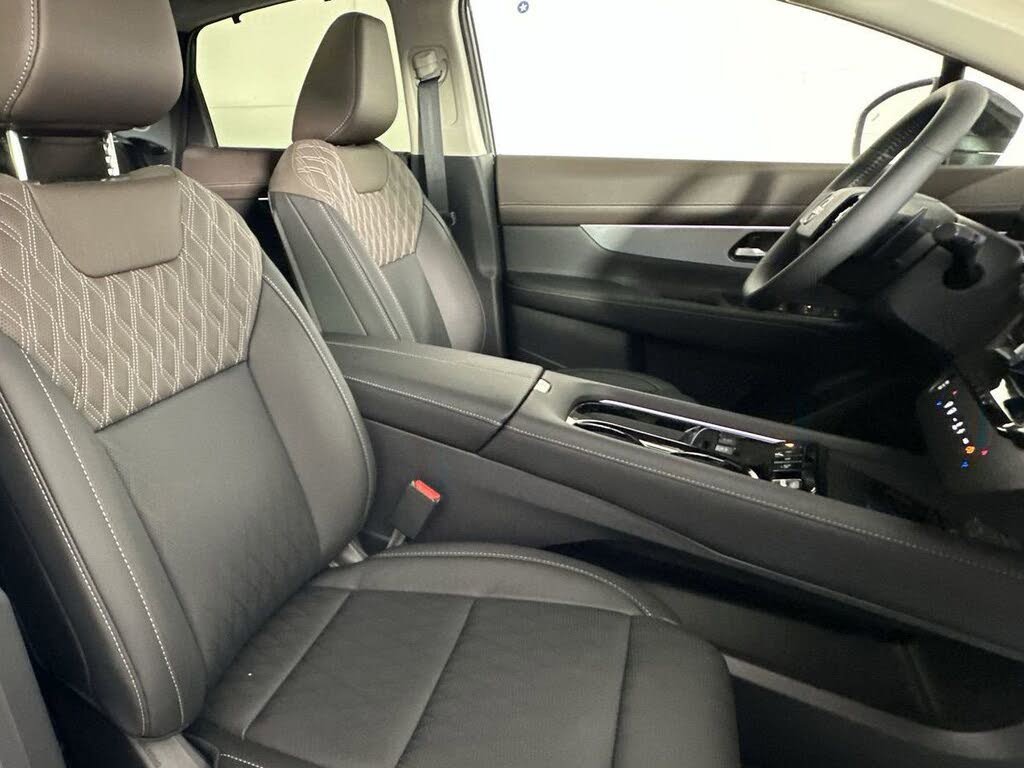 New 2026 Nissan Murano Platinum w/ Cargo Package image 18