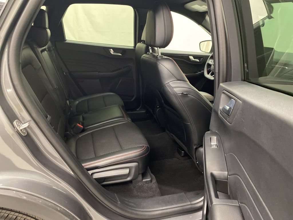Used 2025 Ford Escape ST-Line AWD/4WD image 17