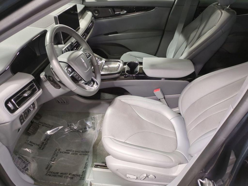 Certified 2021 Lincoln Nautilus Reserve w/ Equipment Group 201A image 12