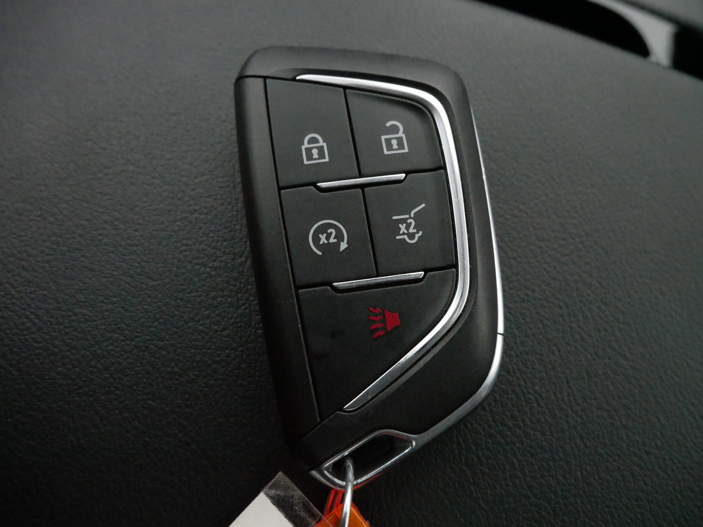 Certified 2024 Cadillac Lyriq Luxury w/ LPO, Floor Liner Package image 31