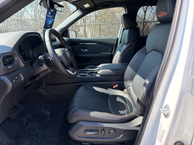 New 2026 Honda Pilot TrailSport image 11