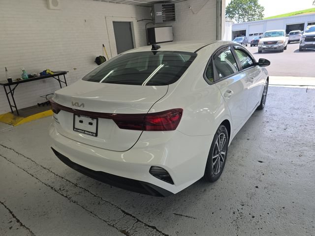 Certified 2023 Kia Forte LXS w/ LXS Technology Package FWD image 5