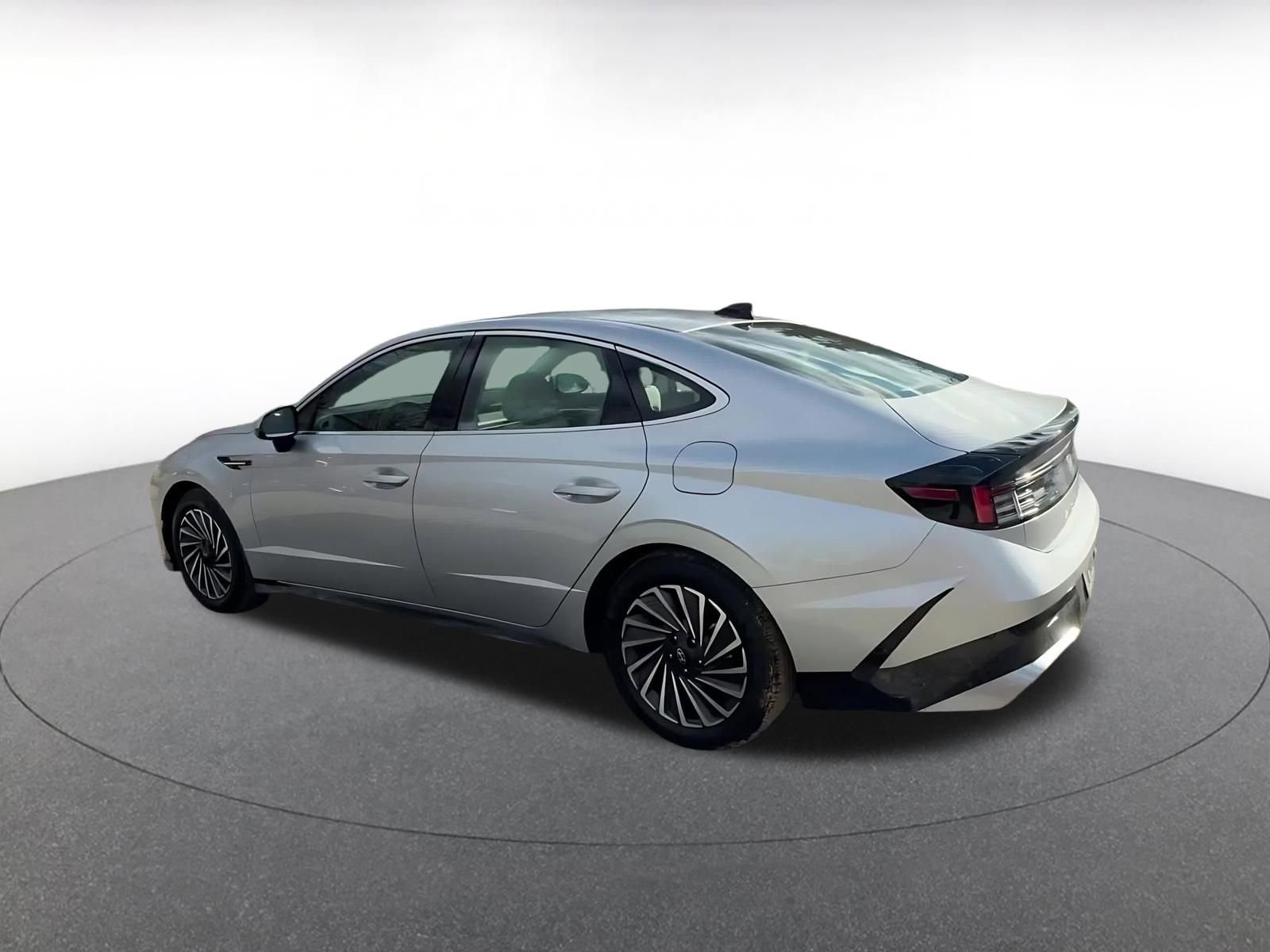Used 2025 Hyundai Sonata SEL image 10