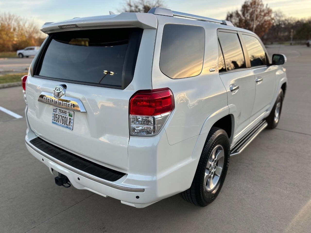 Used 2012 Toyota 4Runner SR5 image 6