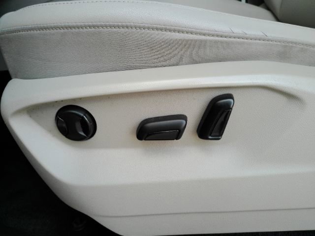 Used 2018 Volkswagen Atlas SE image 15