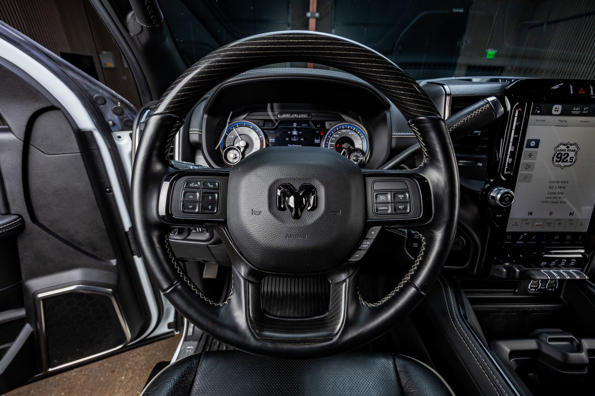 Used 2022 RAM 2500 Limited w/ Night Edition image 19