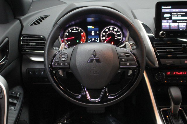 Used 2025 Mitsubishi Eclipse Cross SE image 25