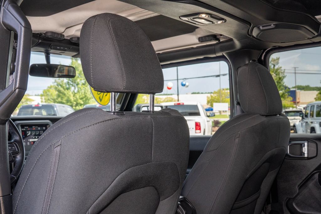 Used 2022 Jeep Wrangler Unlimited Sport AWD/4WD image 16