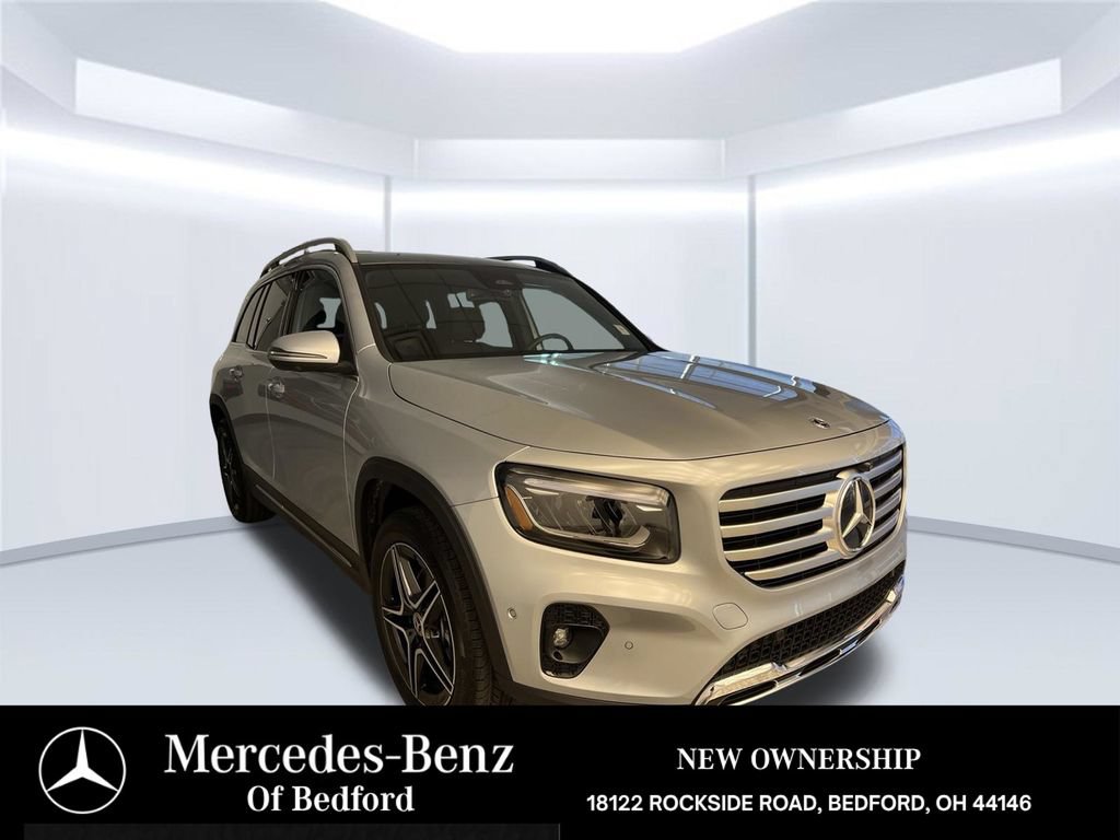 Used 2026 Mercedes-Benz GLB 250 4MATIC image 7