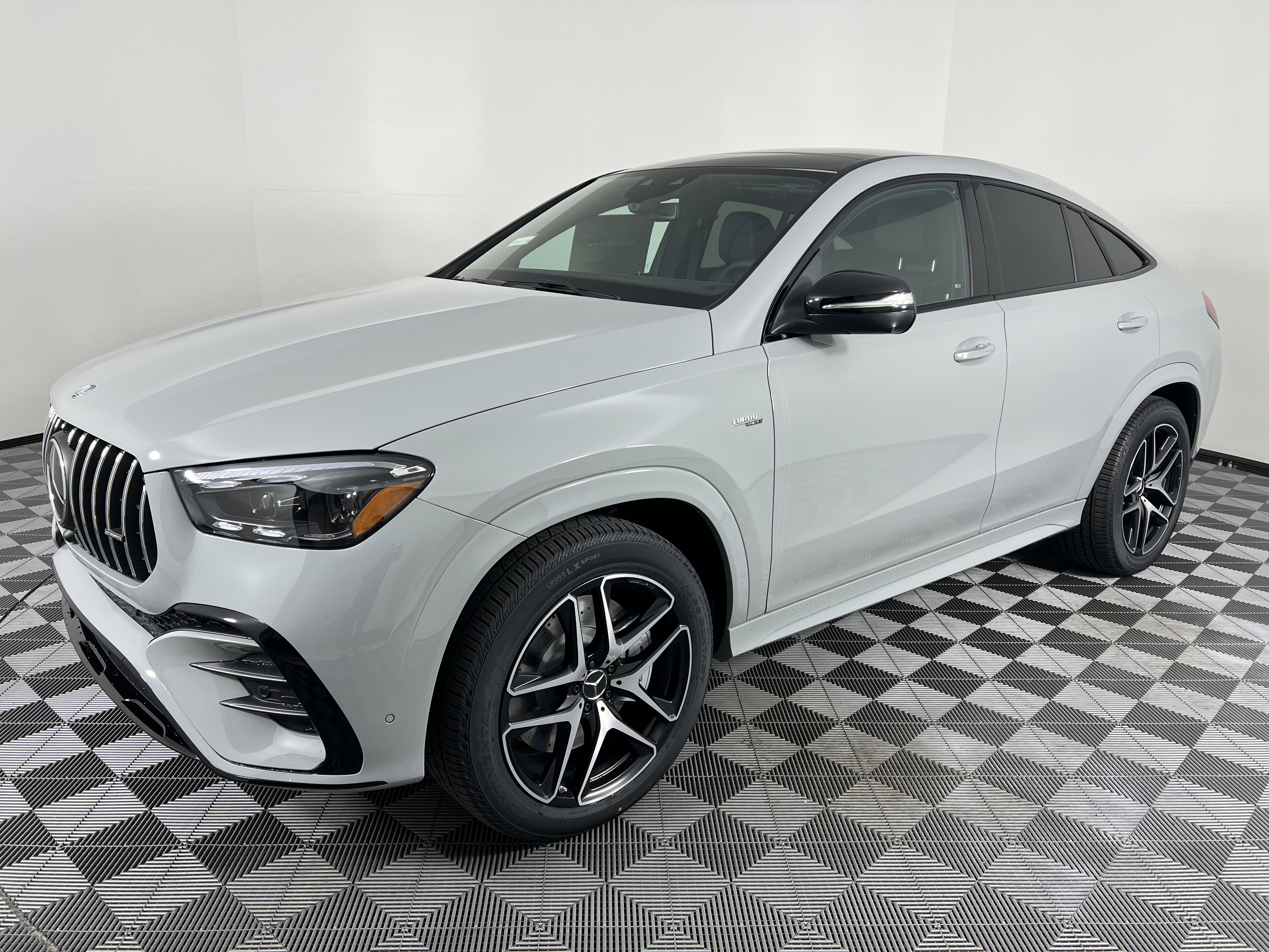 New 2026 Mercedes-Benz GLE 53 AMG 4MATIC Coupe image 8