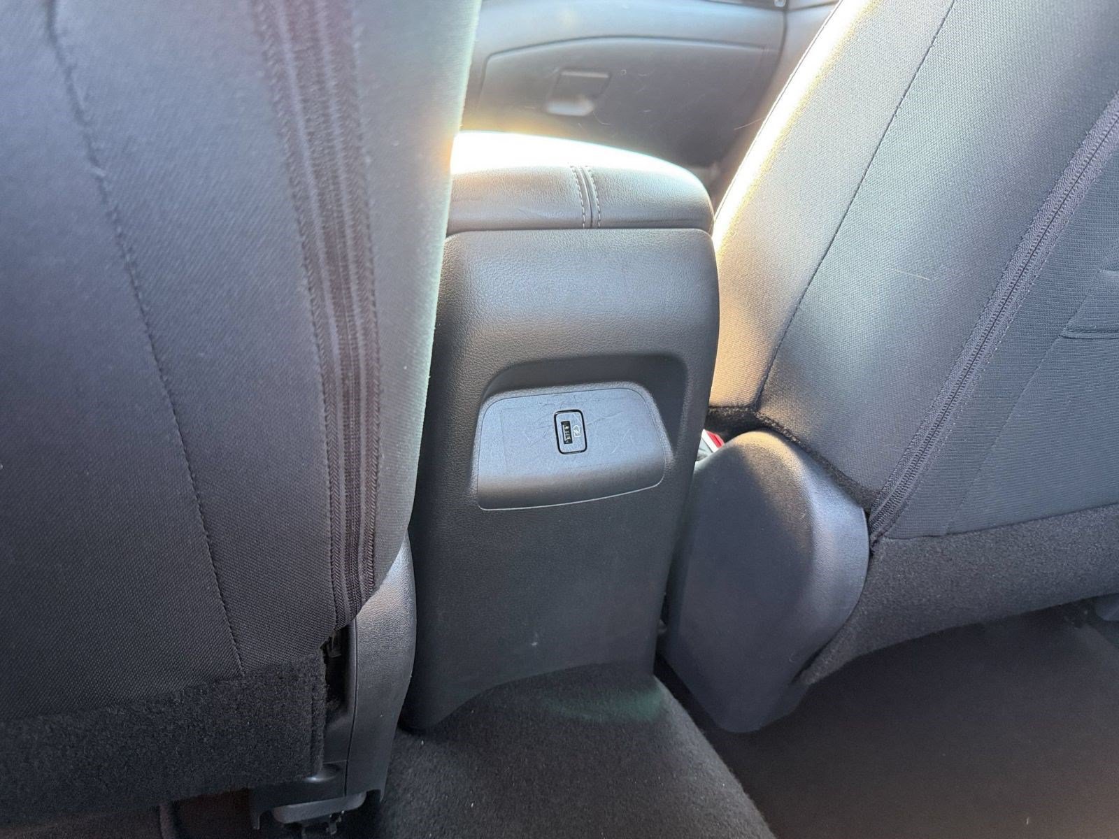 Used 2025 Nissan Sentra SV FWD image 30