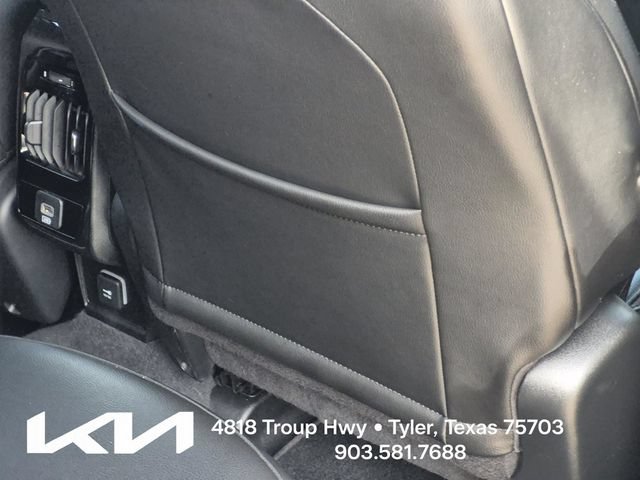 Used 2023 Jeep Compass Latitude AWD/4WD image 17
