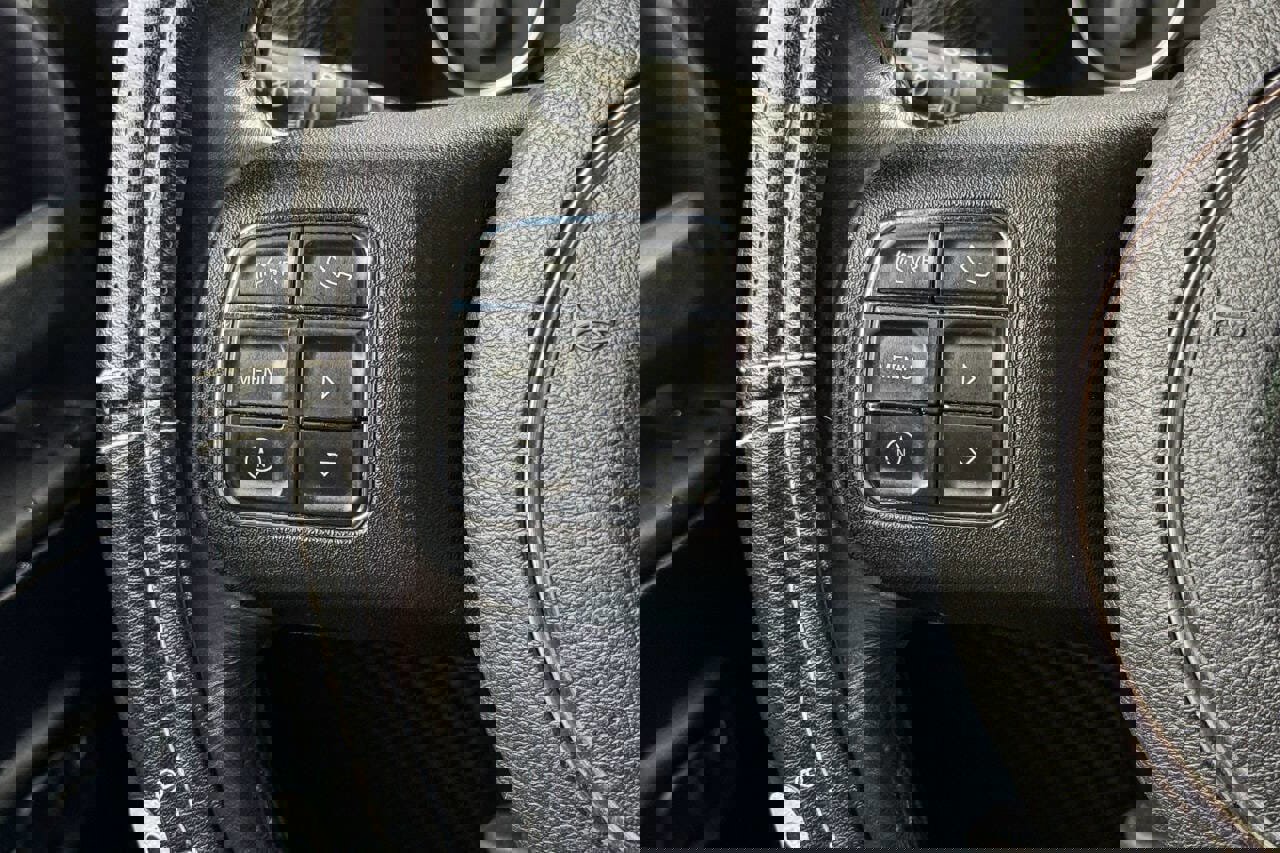 Used 2015 Jeep Wrangler Unlimited Sahara w/ Connectivity Group image 16