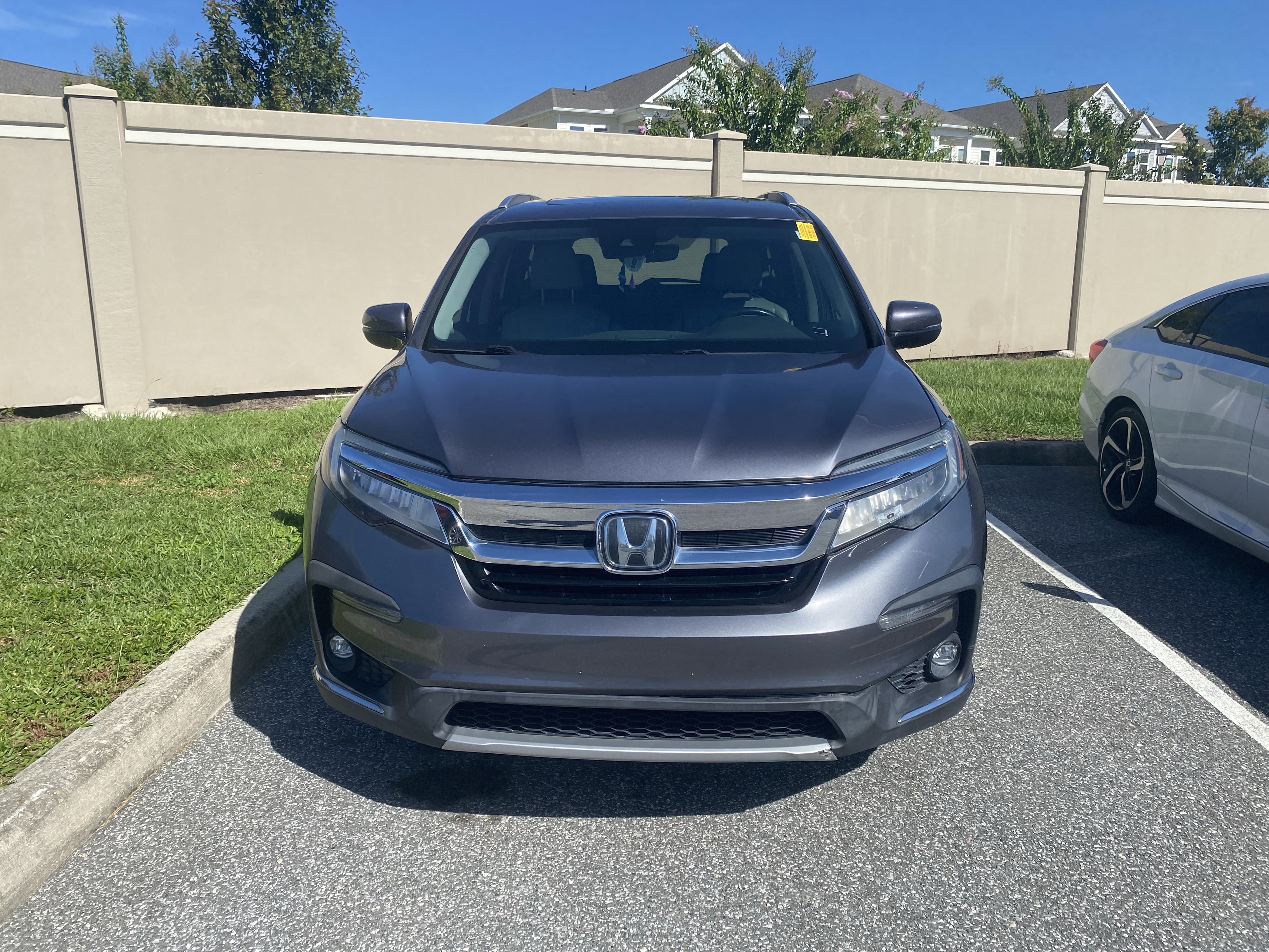 Used 2020 Honda Pilot Touring image 2