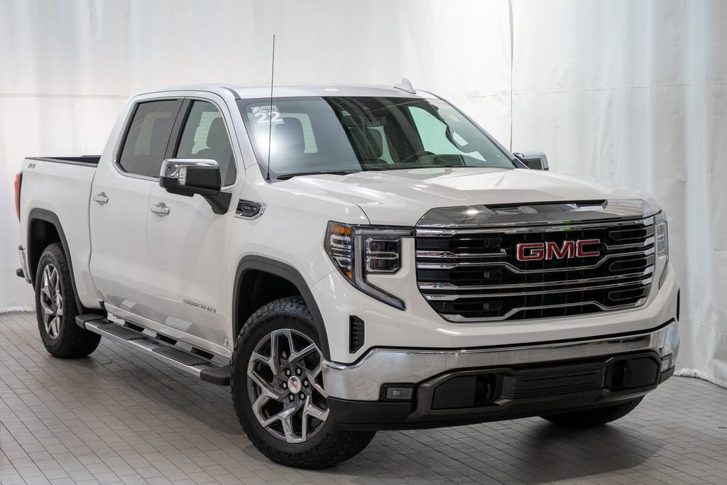 Used 2022 GMC Sierra 1500 SLT w/ SLT Convenience Package image 1