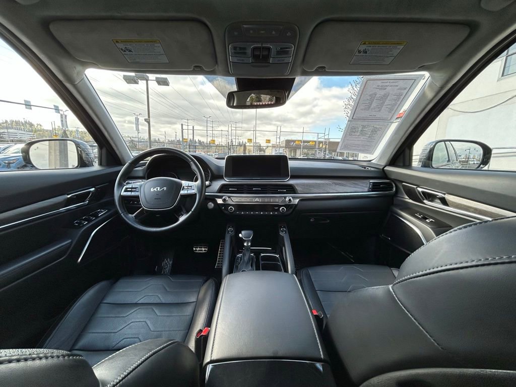 Used 2022 Kia Telluride SX w/ SX Prestige Package image 19