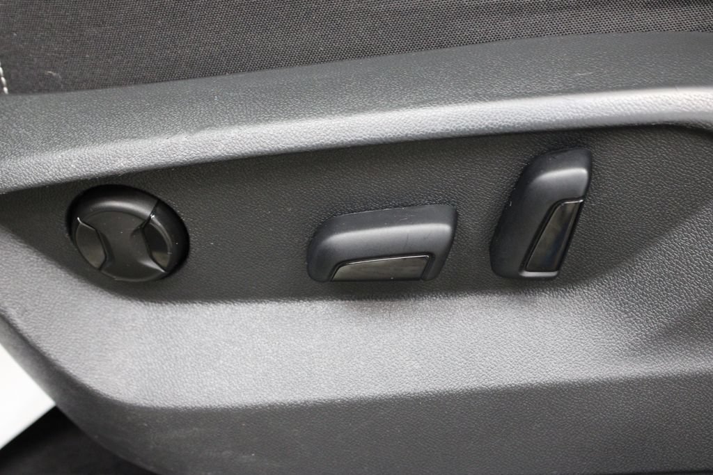 Used 2024 Volkswagen Atlas SE AWD/4WD image 13