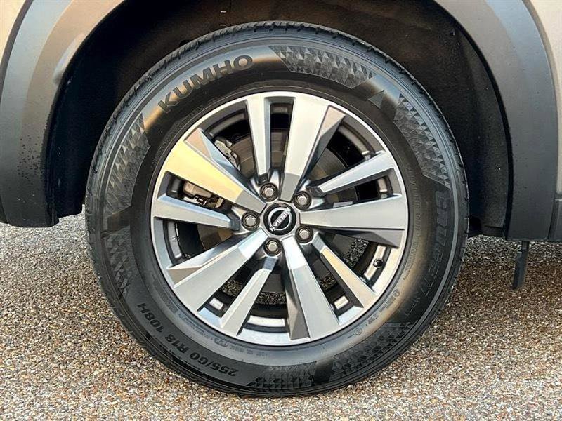 Used 2023 Nissan Pathfinder SL w/ Lighting Package (N92) image 60