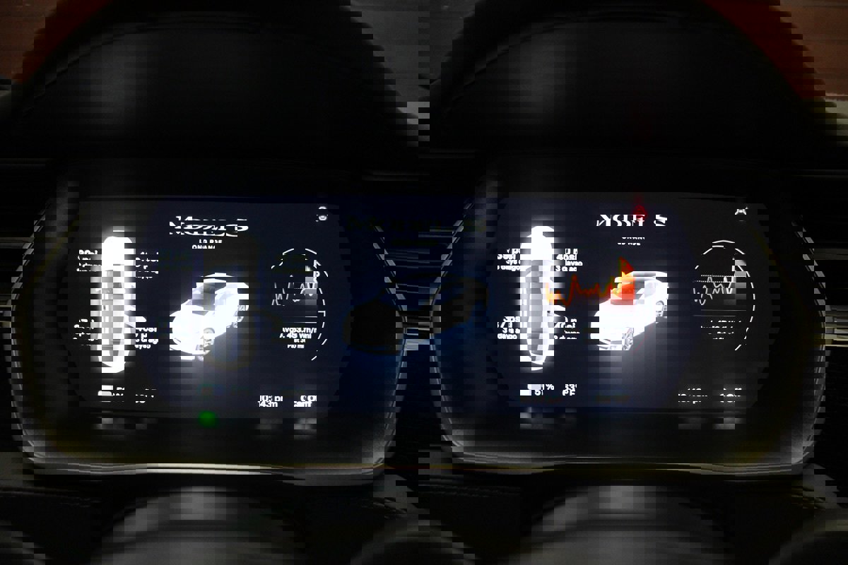 Used 2020 Tesla Model S Long Range AWD image 55