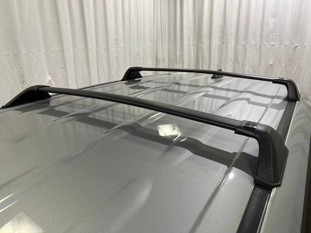 Used 2023 Toyota Highlander LE AWD/4WD image 26