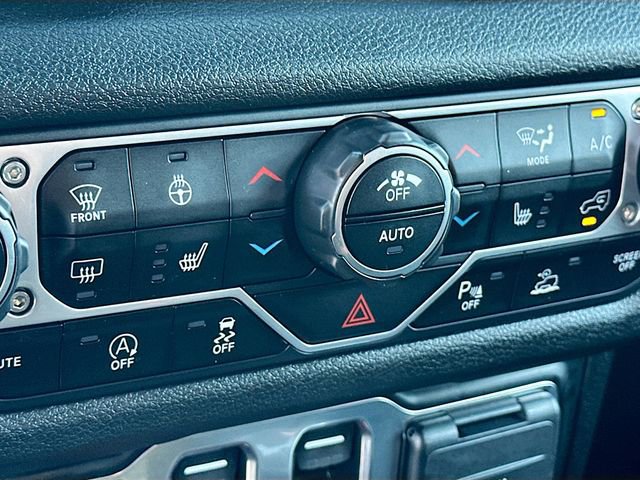 Used 2024 Jeep Wrangler Sport S AWD/4WD image 19