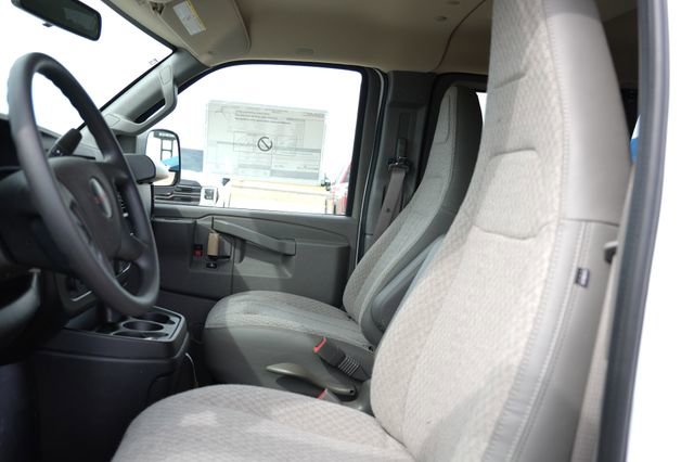 New 2025 GMC Savana 3500 LS RWD image 16