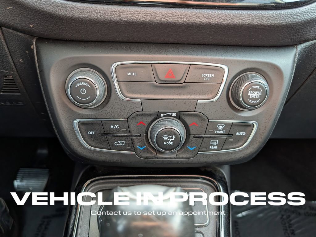 Used 2019 Jeep Compass Limited image 23