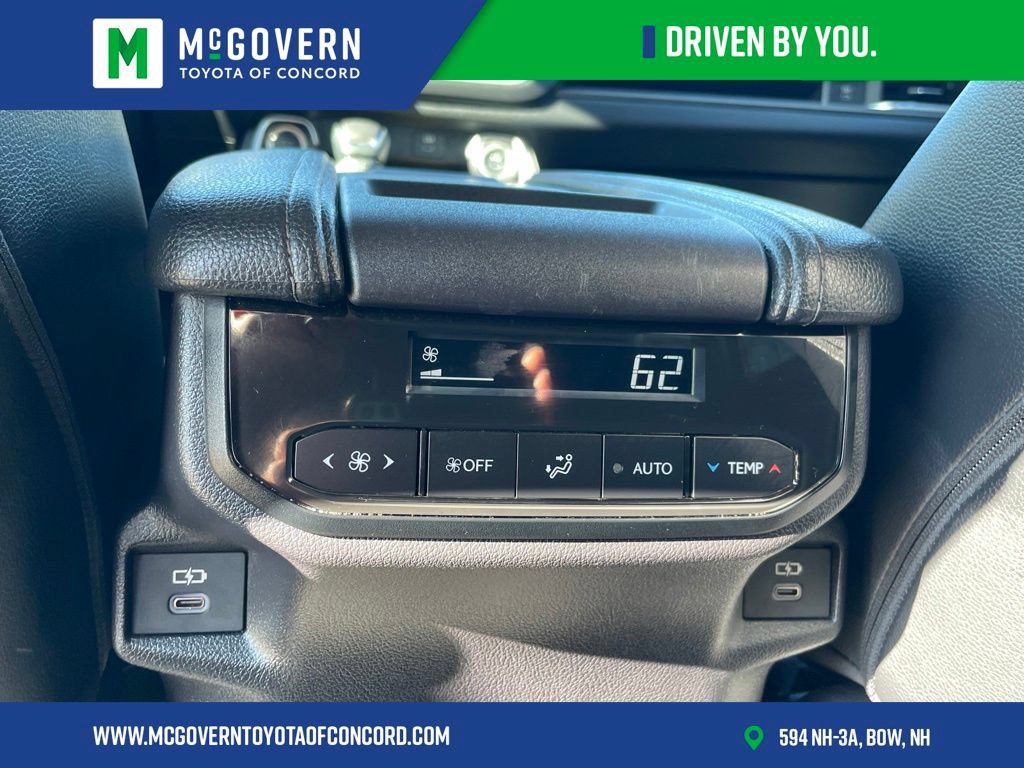 Used 2026 Toyota Grand Highlander AWD image 29