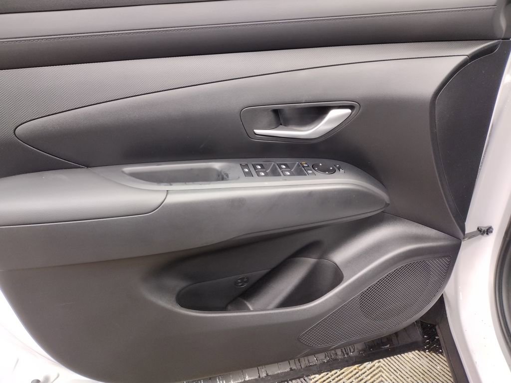 New 2026 Hyundai Santa Cruz SE AWD/4WD image 17