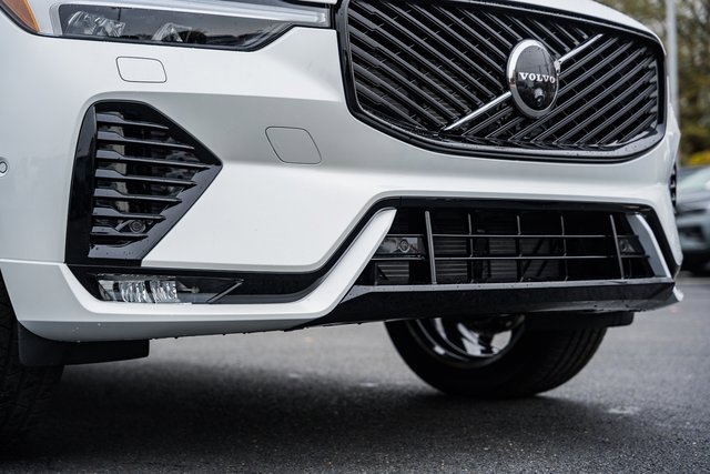 New 2026 Volvo XC60 B5 Plus w/ Protection Package Premier image 13