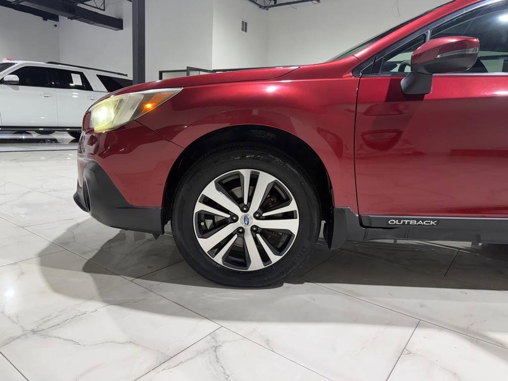 Used 2018 Subaru Outback 2.5i Limited AWD/4WD image 6