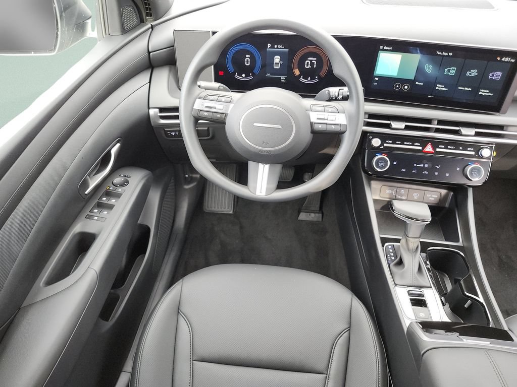 New 2026 Hyundai Santa Cruz SEL FWD image 17
