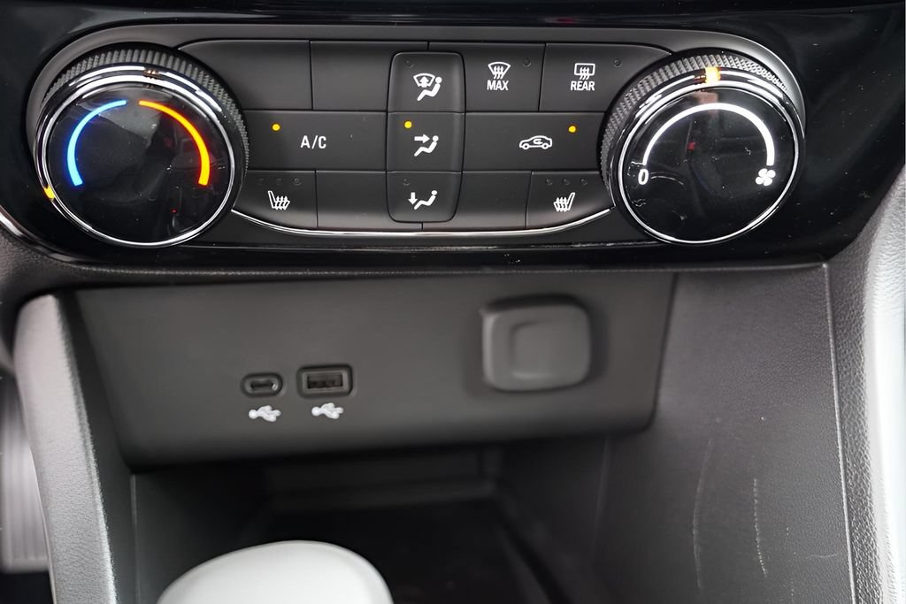 New 2026 Buick Encore GX Sport Touring w/ Advanced Technology Package FWD image 14