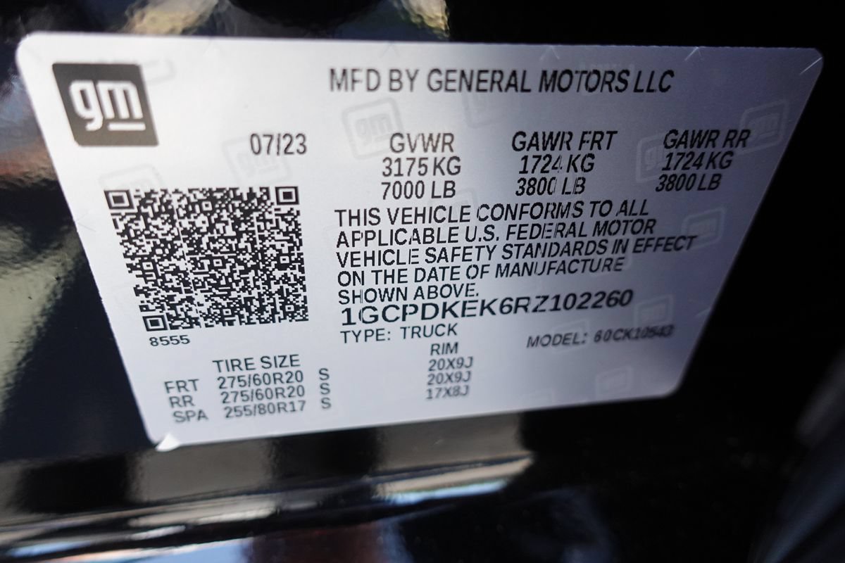 Used 2024 Chevrolet Silverado 1500 LT AWD/4WD image 19