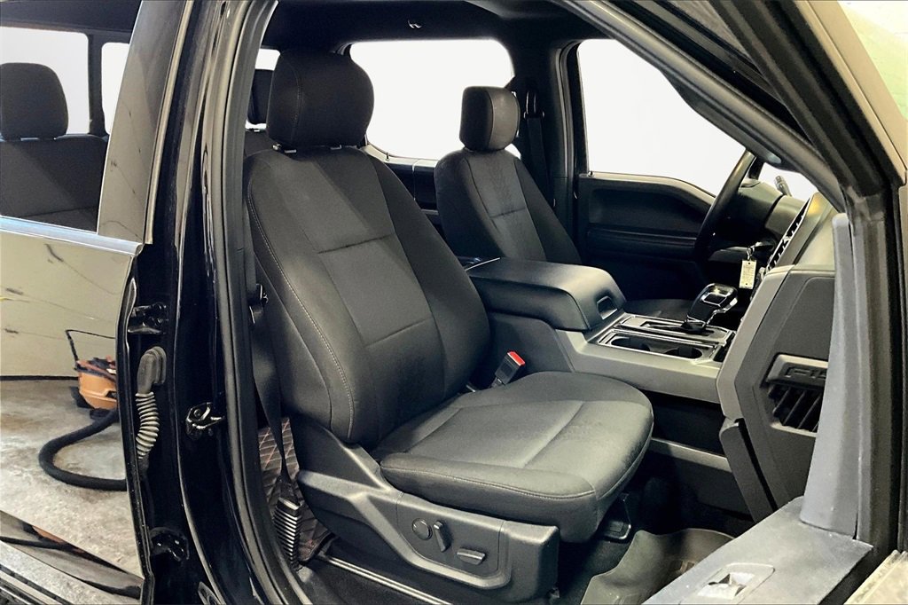 Used 2020 Ford F150 XLT w/ Equipment Group 302A Luxury image 28