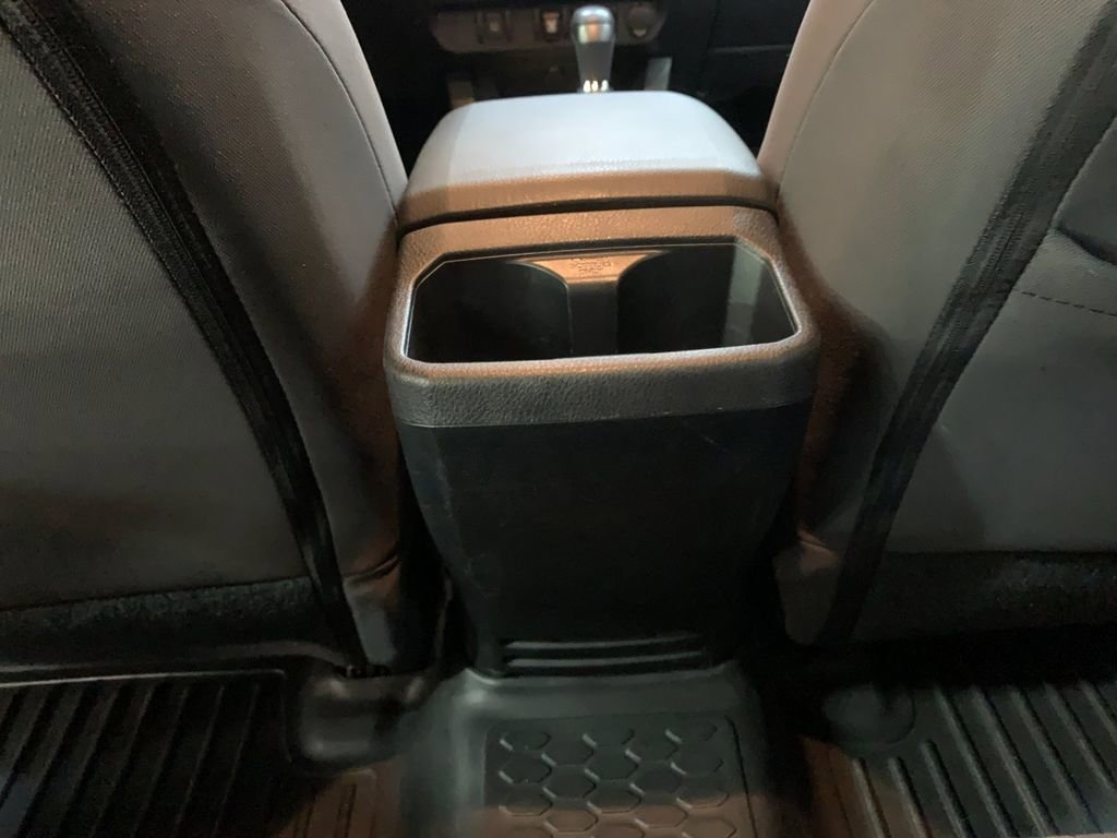 Used 2019 Toyota Tacoma TRD Sport image 15