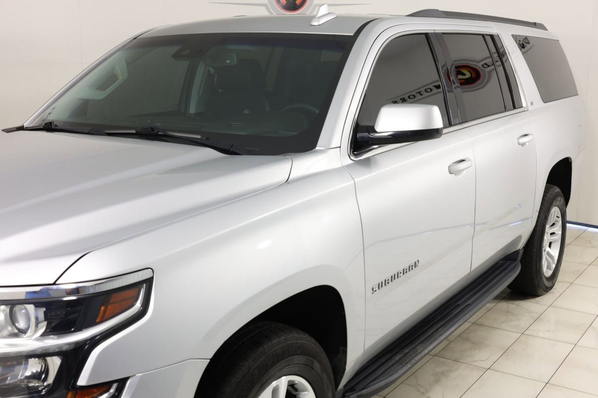 Used 2019 Chevrolet Suburban LT AWD/4WD image 47