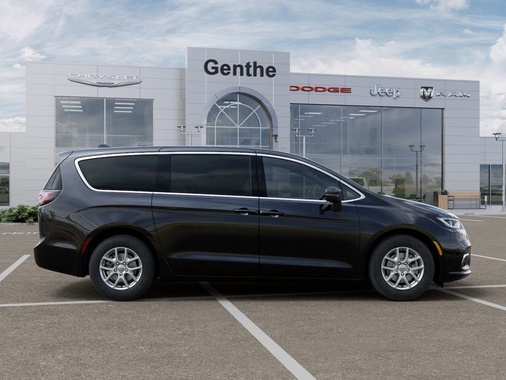 New 2026 Chrysler Pacifica Select FWD image 21