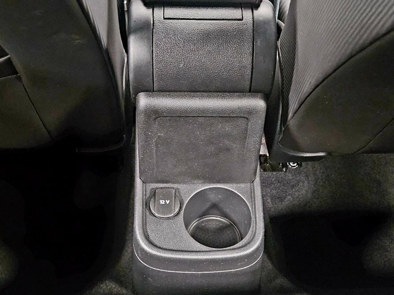 Used 2017 Volkswagen Beetle 1.8T SE FWD image 29