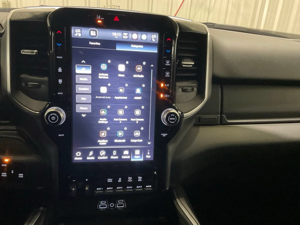 Used 2025 RAM 3500 Big Horn AWD/4WD image 21