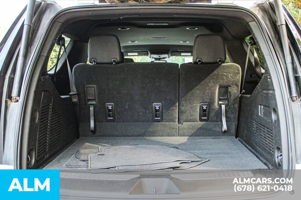 Used 2025 Chevrolet Suburban Z71 AWD/4WD image 24