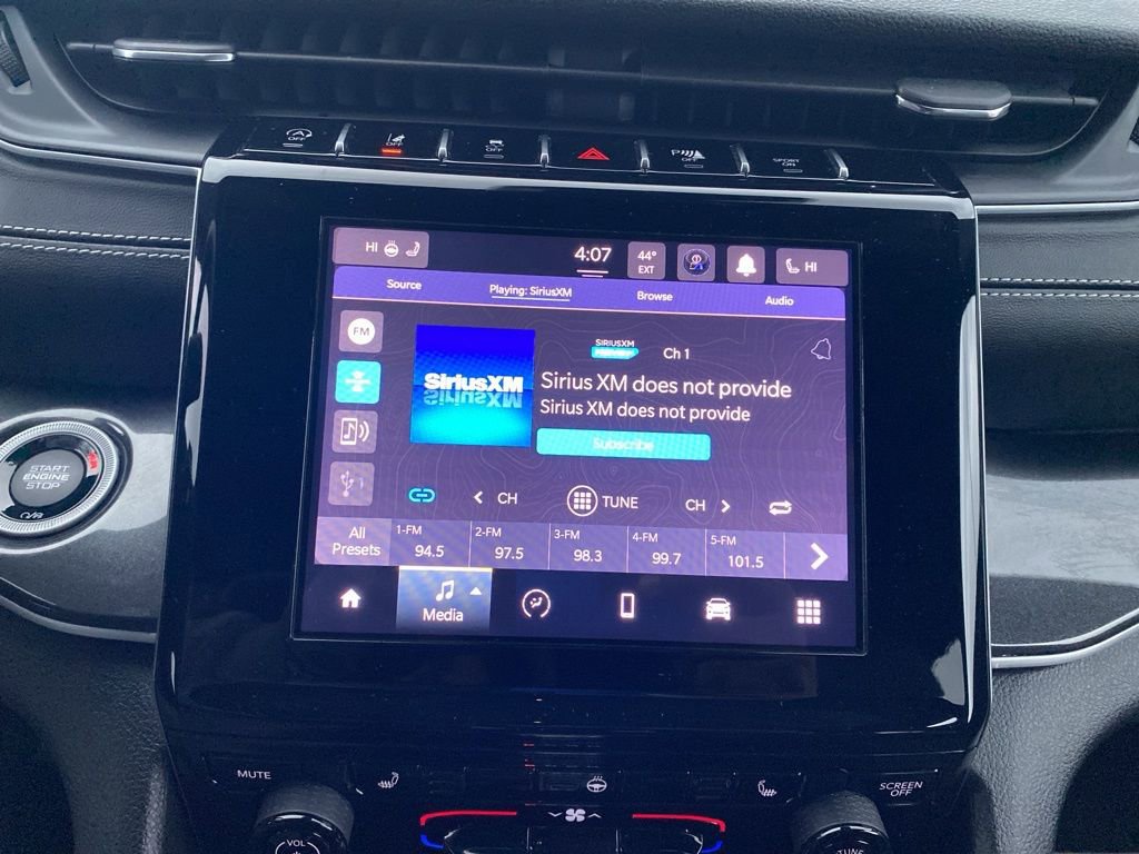 Used 2023 Jeep Grand Cherokee Altitude image 22