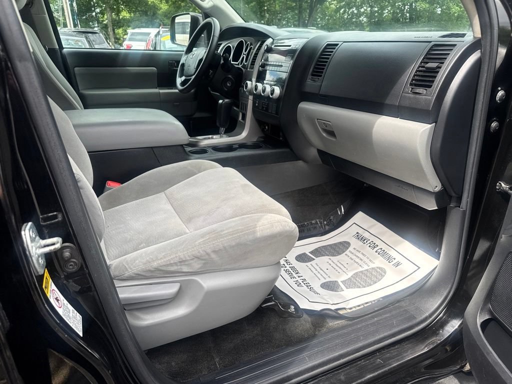 Used 2012 Toyota Sequoia SR5 AWD/4WD image 45