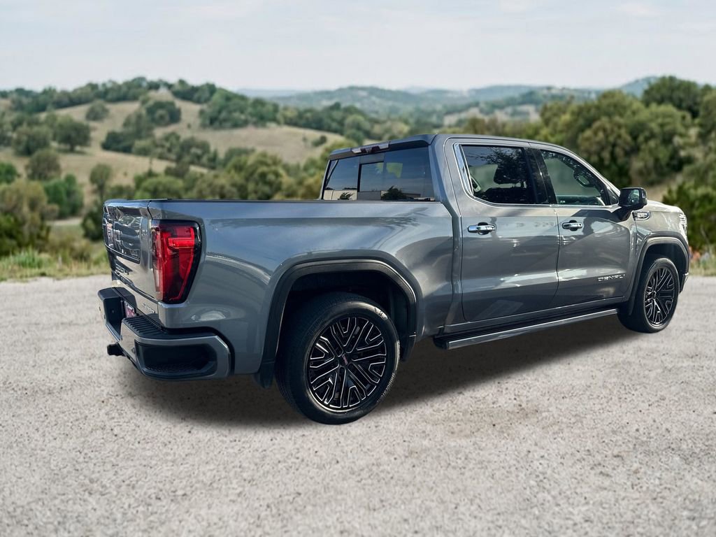 Used 2022 GMC Sierra 1500 Denali w/ Denali Reserve Package AWD/4WD image 10