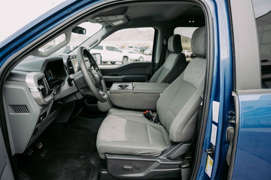 Used 2023 Ford F150 XLT w/ Trailer Tow Package image 16