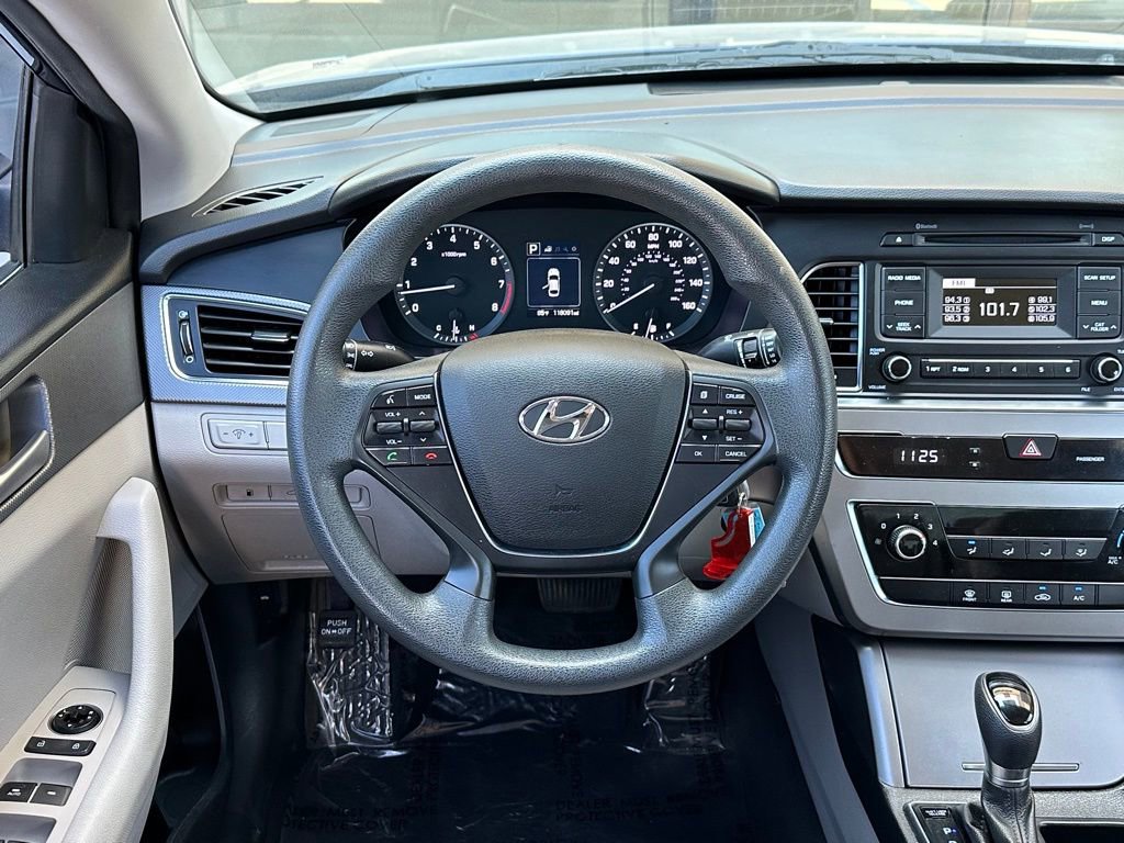 Used 2017 Hyundai Sonata SE image 22