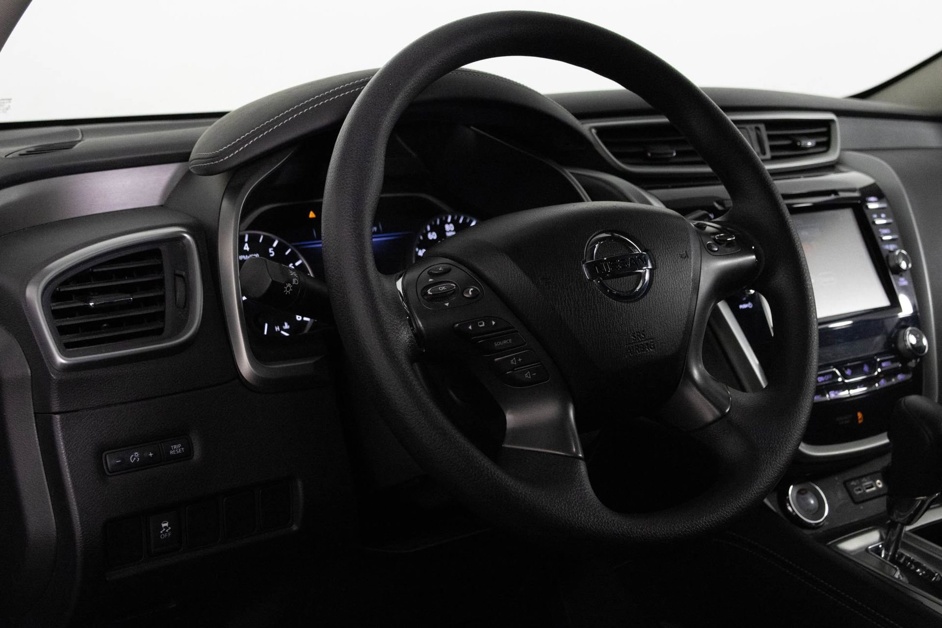 Used 2019 Nissan Murano S image 30