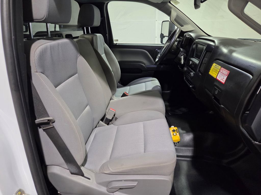 Used 2019 Chevrolet Silverado 3500 W/T w/ WT Convenience Package image 9