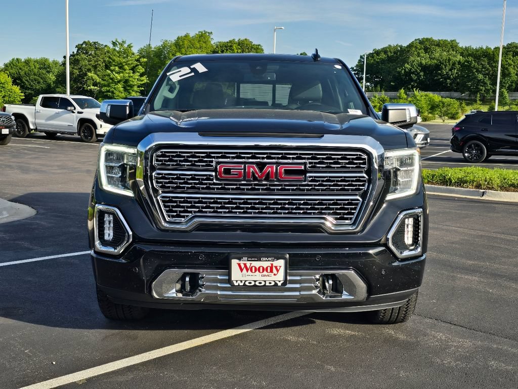 Used 2021 GMC Sierra 1500 Denali w/ Driver Alert Package II AWD/4WD image 4