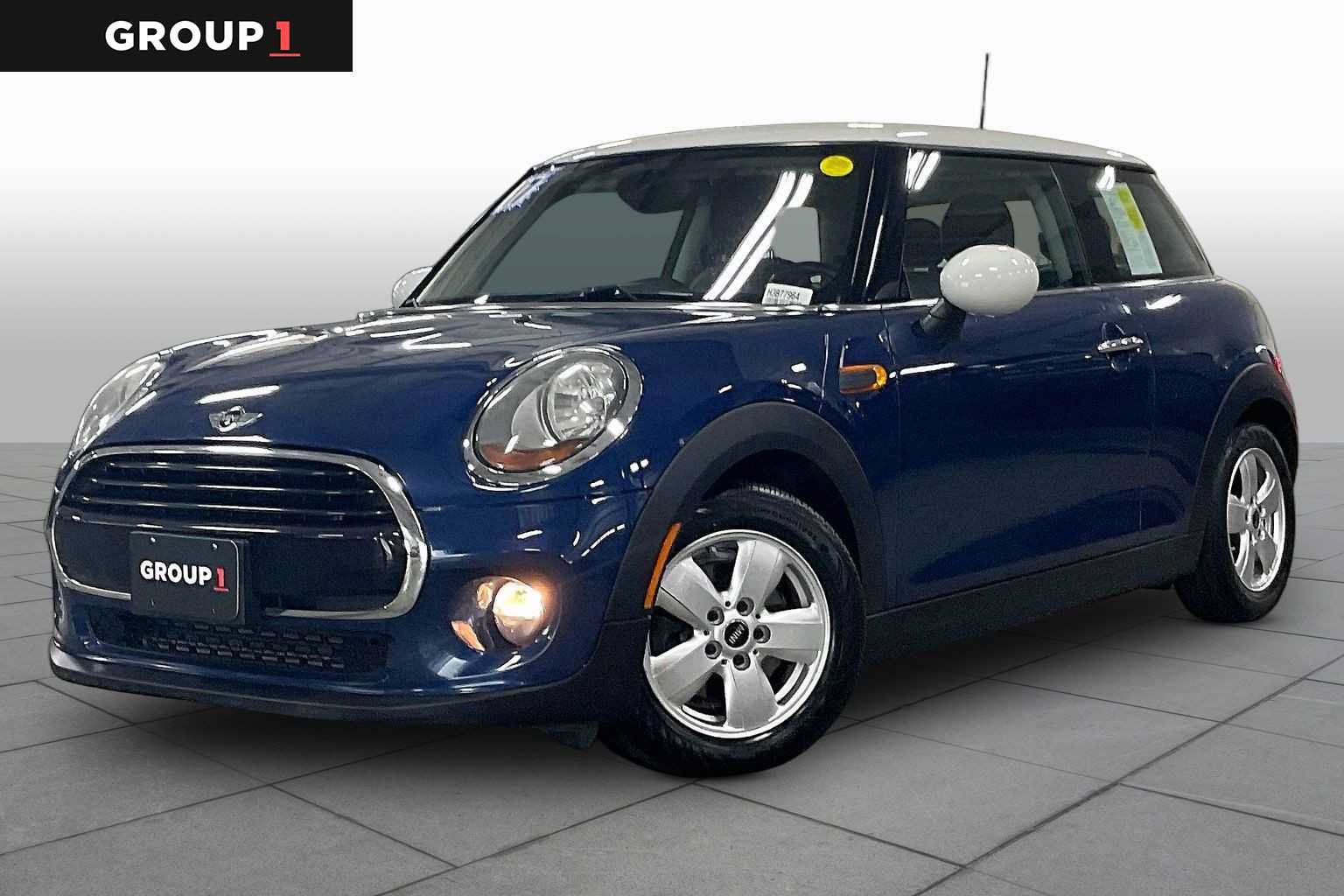 Used 2017 MINI Cooper 2-Door Hardtop FWD image 1
